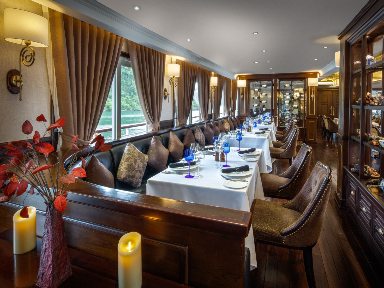 Restaurant - Paradise Elegance Cruise
