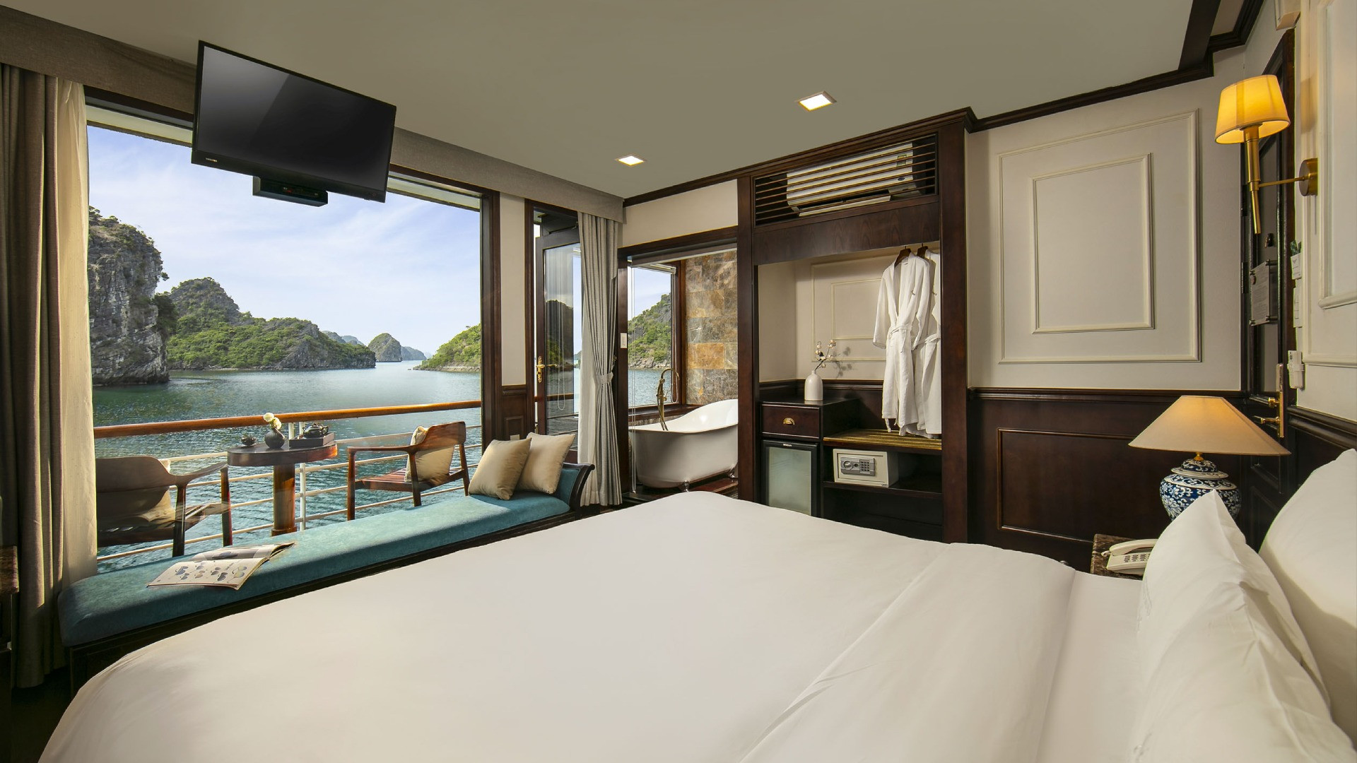 Orchid Trendy Cruise